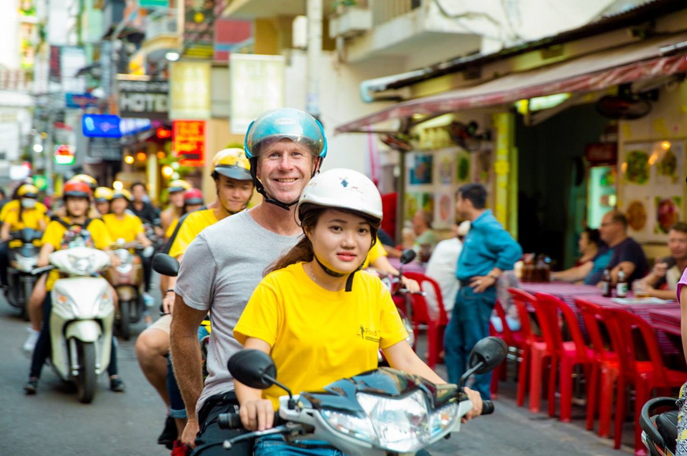 Gadekøkkentur på scooter i Saigon