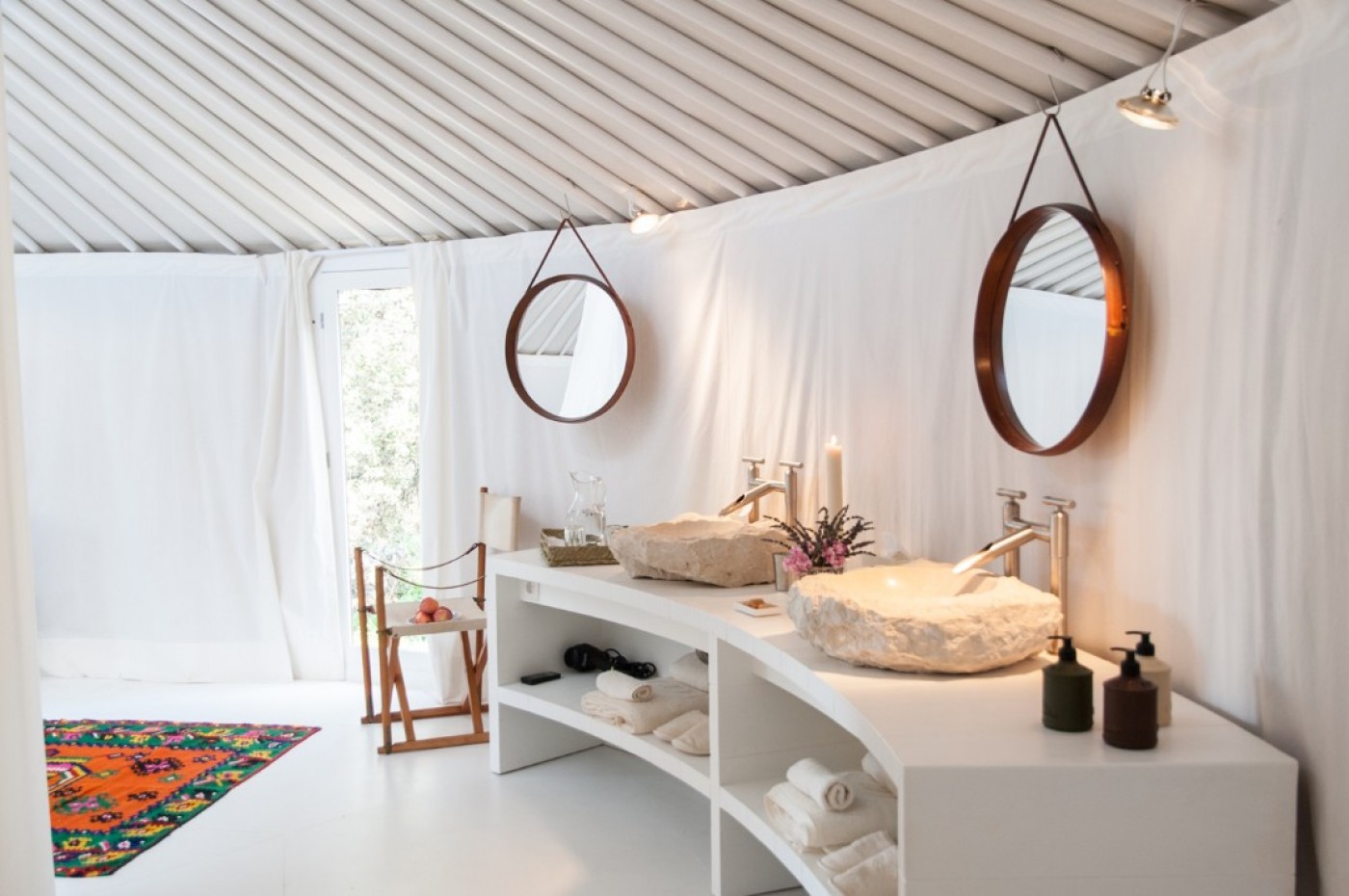 La Donaira Yurt