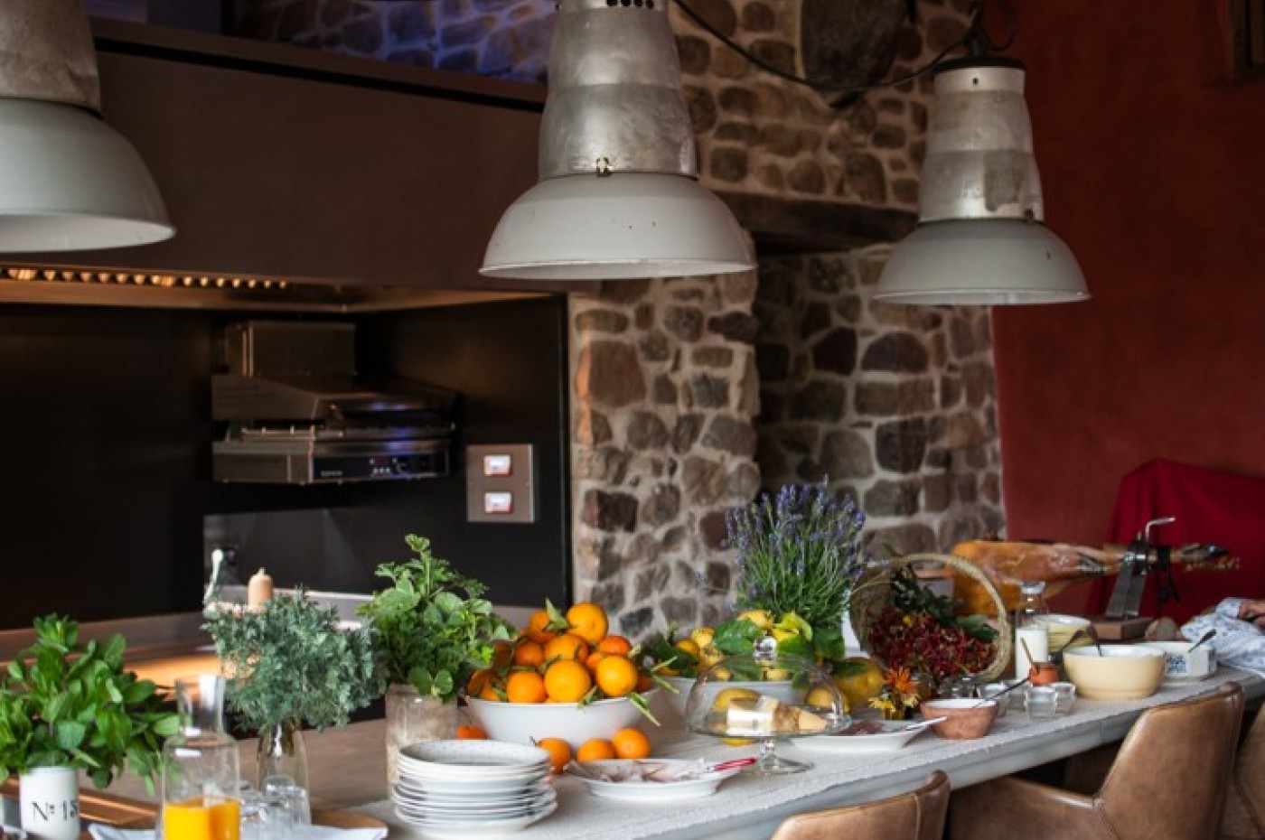 La Donaira Kitchen Bar