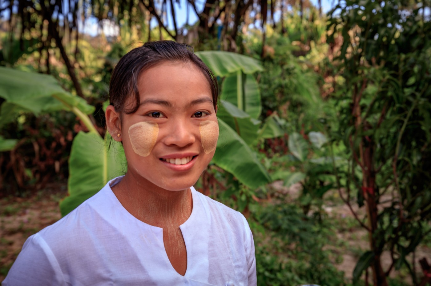 Myanmar Wa Ale employee