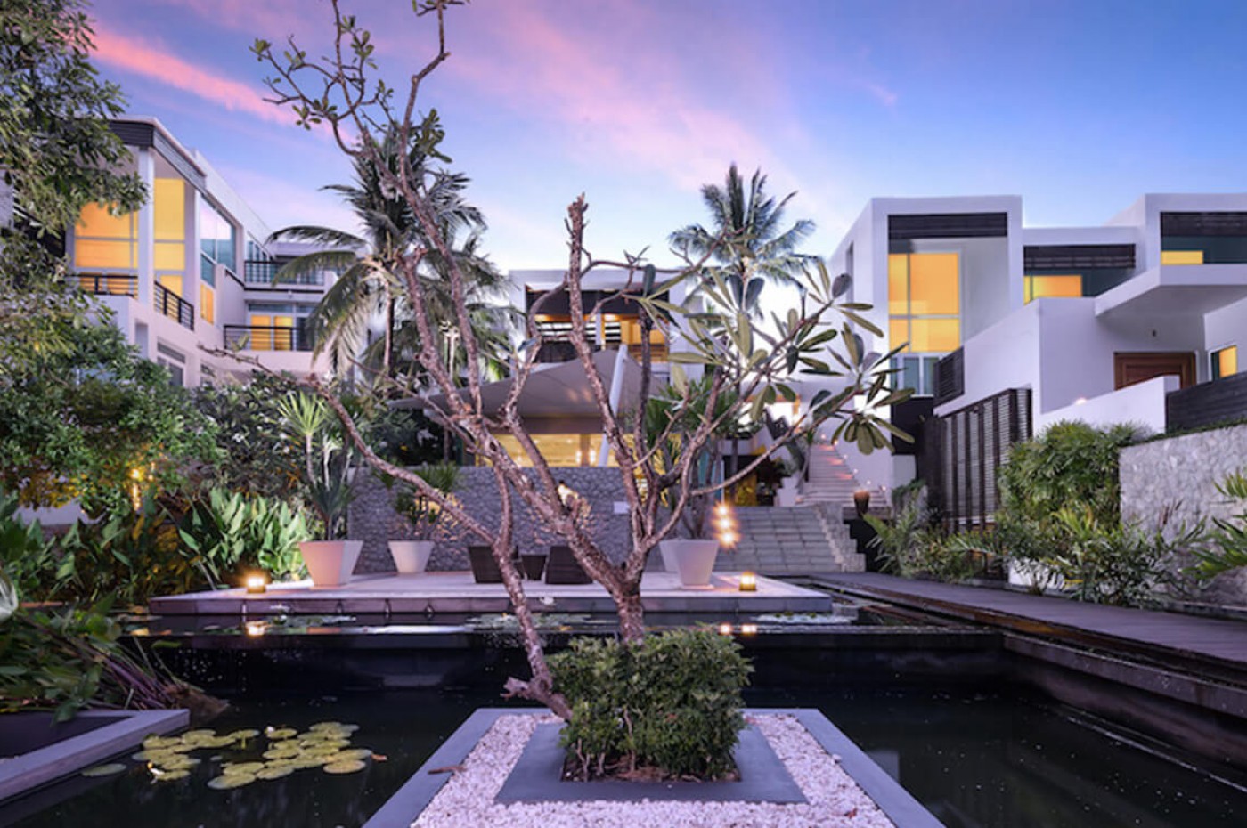 Aleenta Phuket Exterior View Sunset