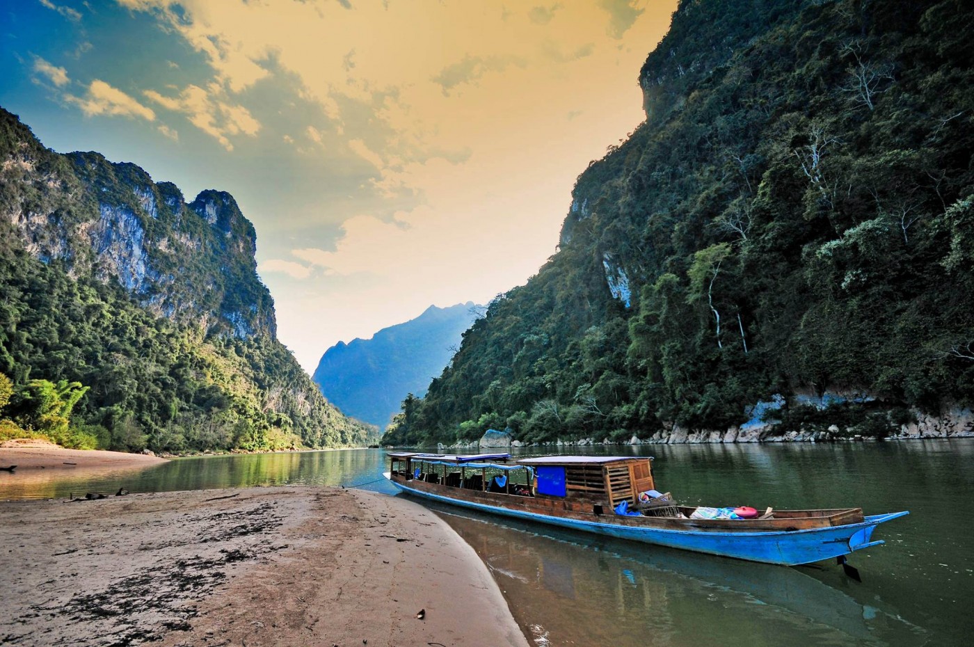 LAOS Nam Ou Cruise