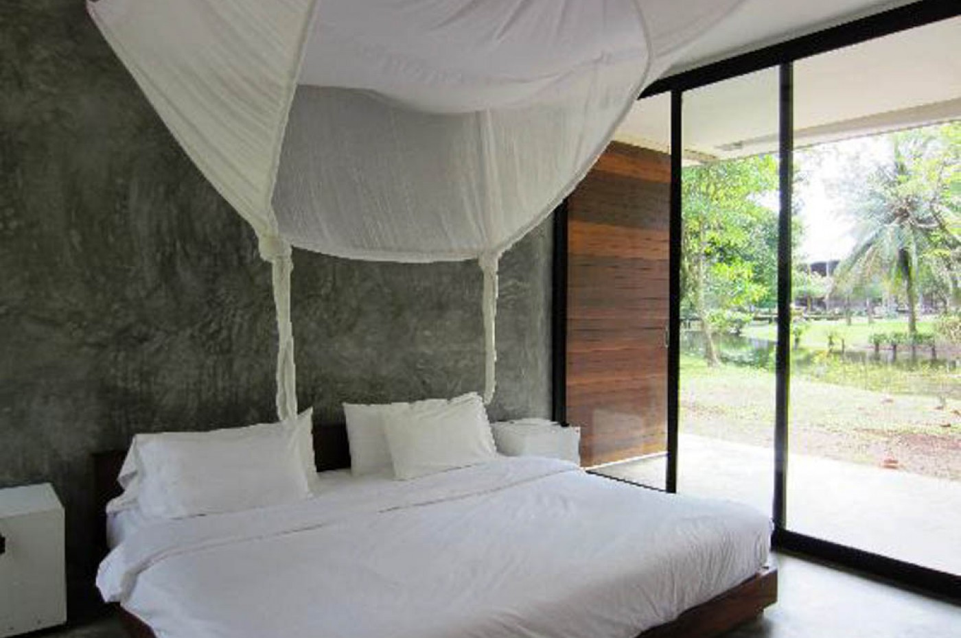 Costa Lanta Cabana Inside