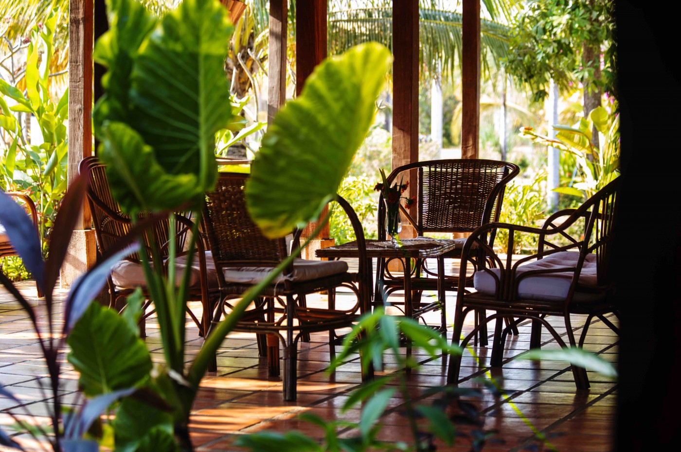 lounge møbler og stemning på Smiling Gecko's Farmhouse Resort & Spa, Cambodja