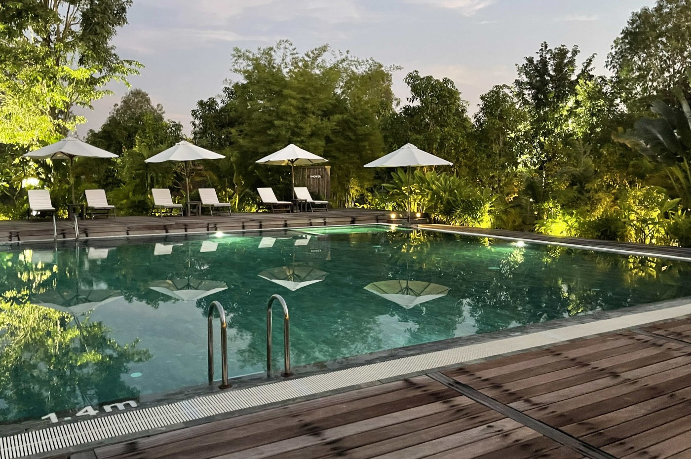Swimming Pool på smiling gecko farmhouse resort and spa, Cambodja