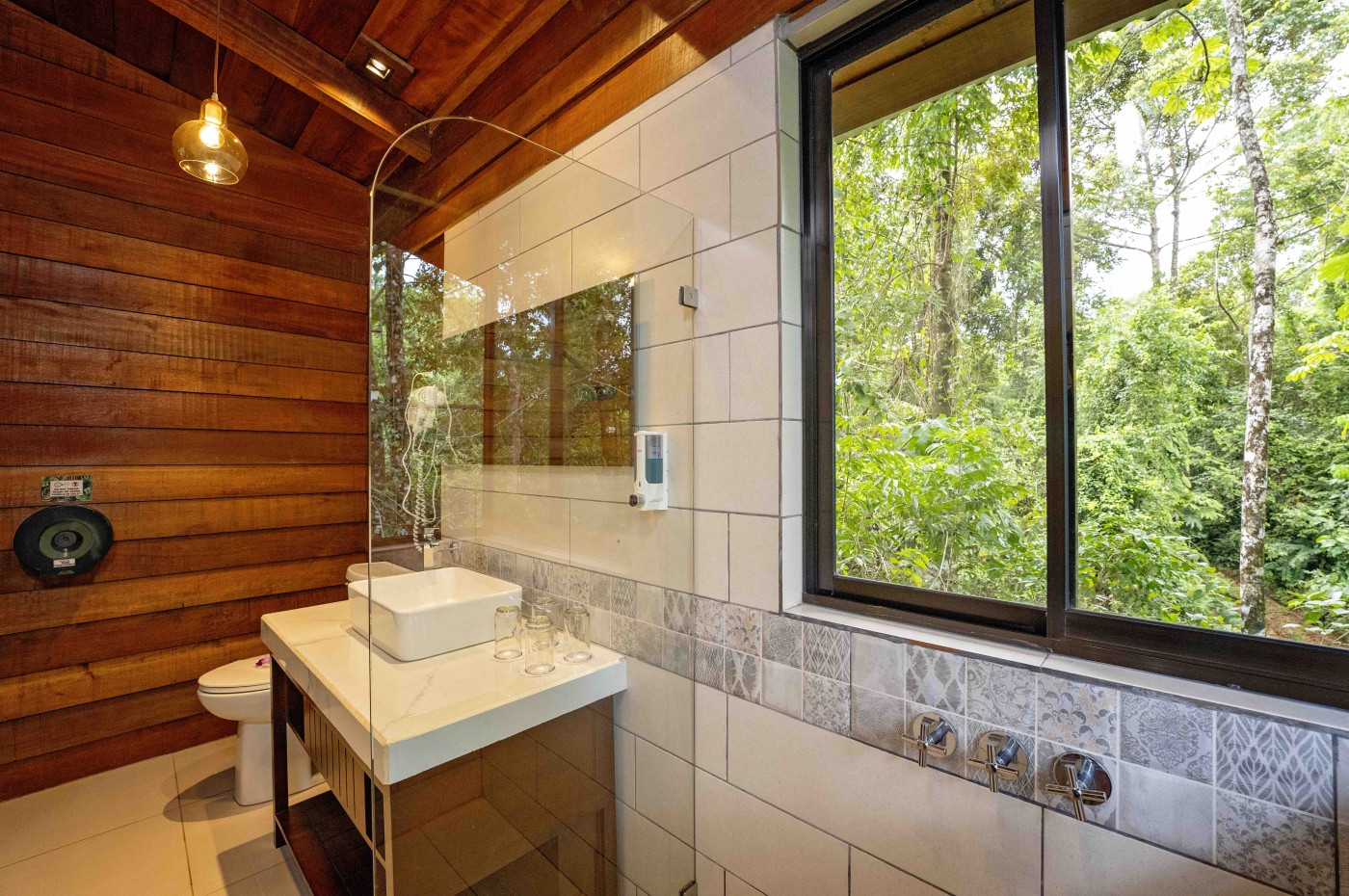 badeværelse i Trætophytte, Maquenque Ecolodge, Costa Rica