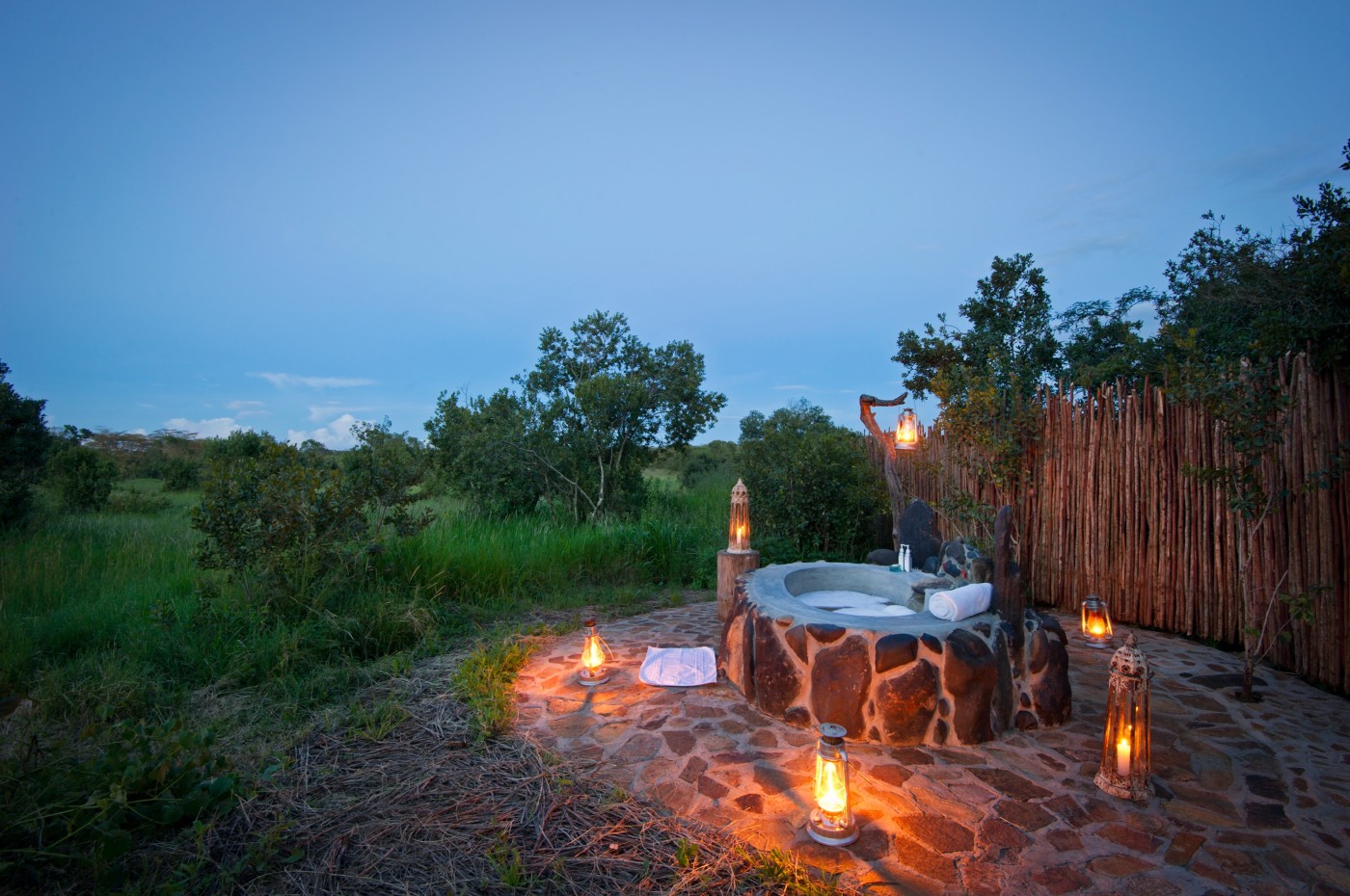 bush bad, El Karama Lodge, Laikipia, Kenya