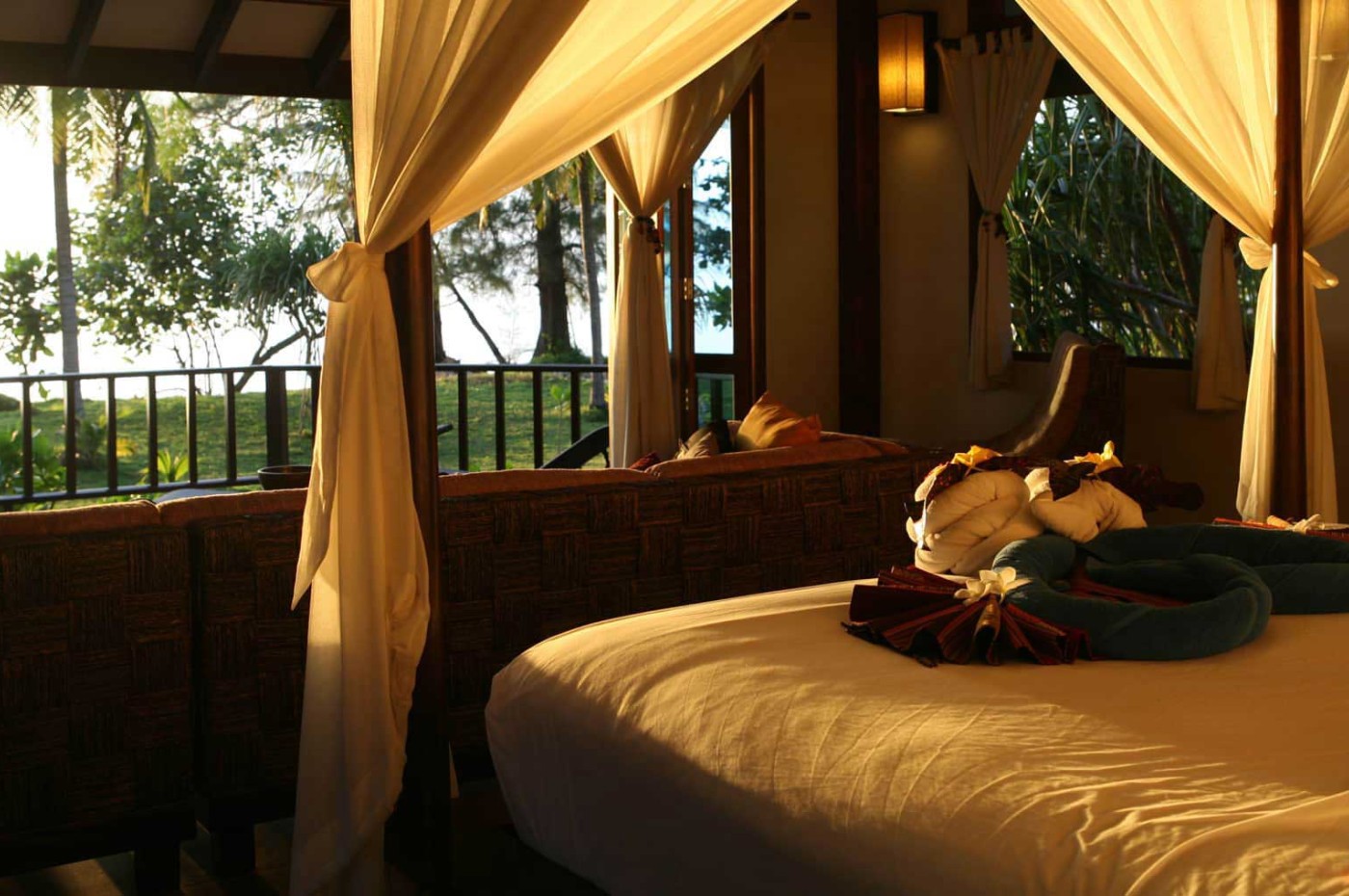 aftenlys, Koh Jum Beach Villas, Thailand