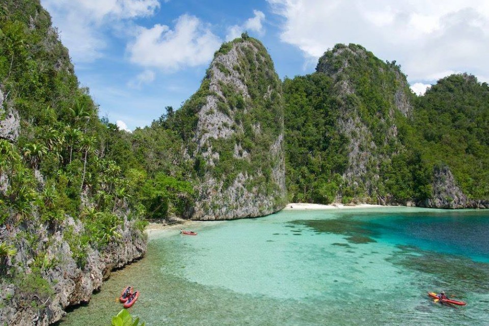 Misool, Raja Ampat Thumbnail
