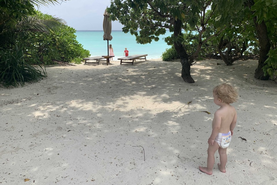 The Barefoot Eco, Maldiverne